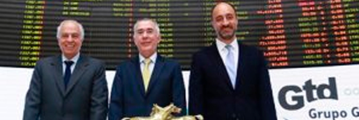 La Bolsa de Santiago, el Depósito Central de Valores (DCV) y Gtd anunciaron hoy un acuerdo de asociación, que permitirá la conformación de un Consorcio Tecnológico para el desarrollo de diversas aplicaciones basadas en Blockchain para el mercado financiero.